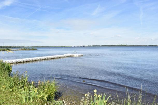 Carafun Aan Het Water Ooltgensplaat Villa Eksteriør bilde